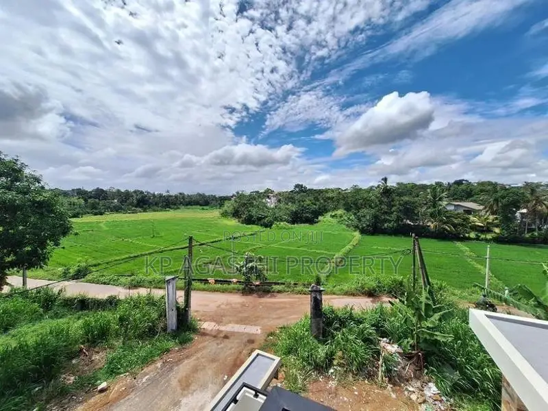 Modern House for Sale in Piliyandala