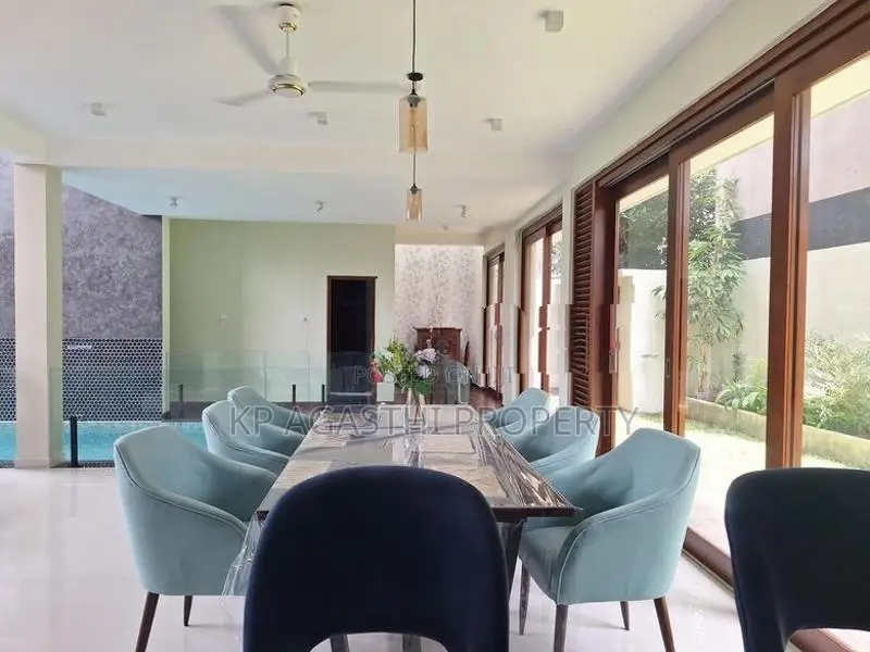 Fully Furnitured Luxury House for Sale in Boralesgamuwa