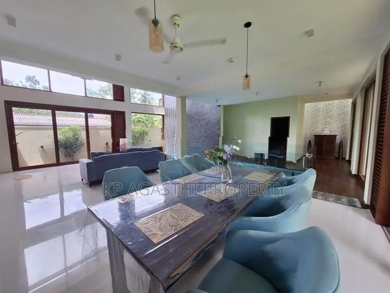 Fully Furnitured Luxury House for Sale in Boralesgamuwa