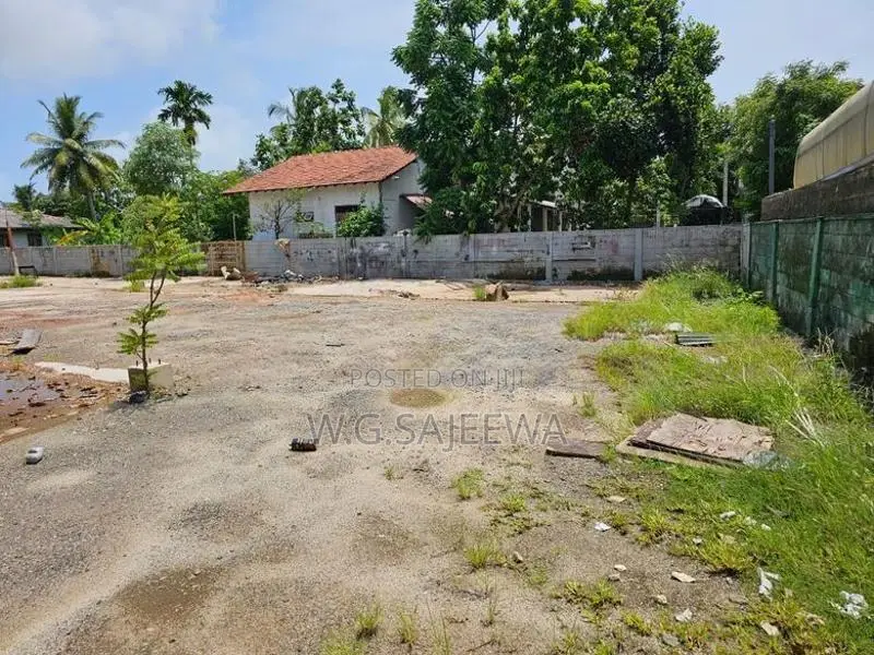 54.72 Perch Commercial Land for Sale in Negombo