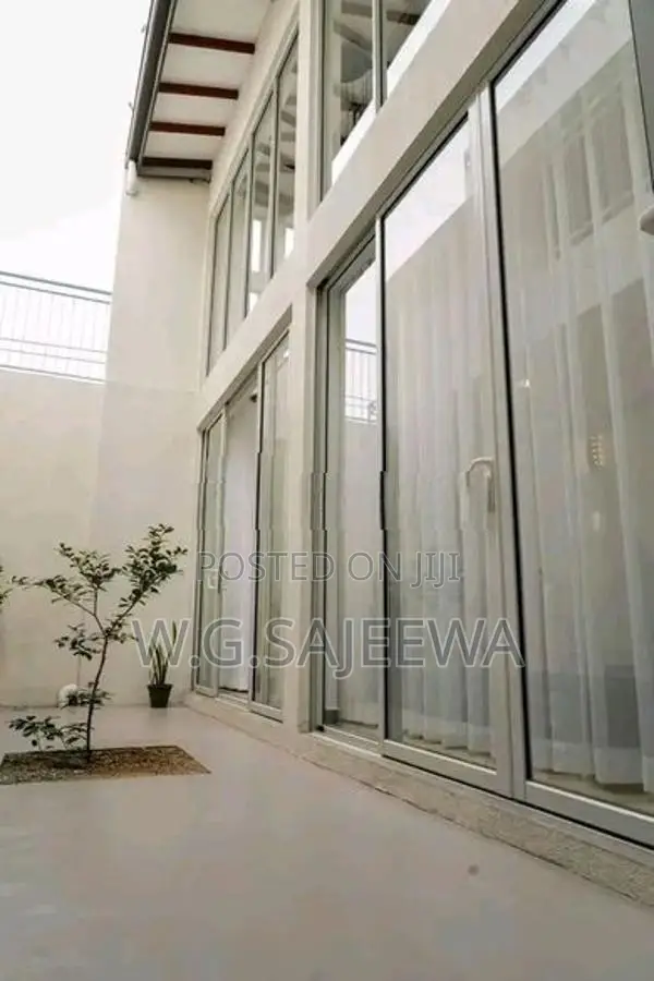 Twin House Villa for Sale in Negombo, Santorini Furnished or Unfurnish