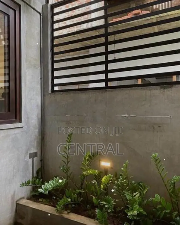 Beautifuly House for sale in Akuregoda, Battaramulla (C7-10303)