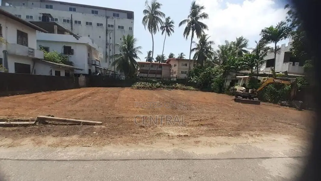 20 Perch Commercial Land for sale in Uswetakeiyawa (C7-10319)