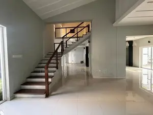 Restaurant/Office Rent Facing Main Road Nugegoda - 3969U