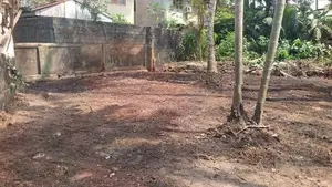 Land with old house for Sale in Kiribatgoda - Kandy road