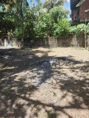 Valuable Land with House for Sale in Kelaniya