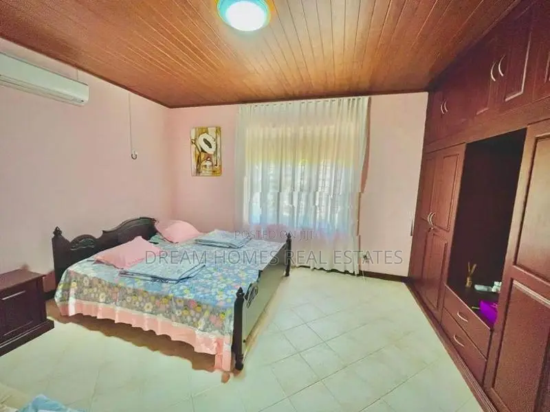 Luxury 3-Bedroom Home for Sale in Kadawatha