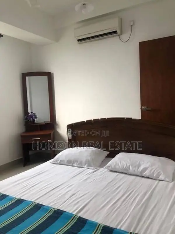 Two bedroom furnished apartment for rent in oval view Colombo 8