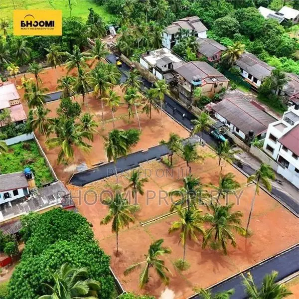 වටිනා බිම් කොටස් කැස්බෑව නගරයෙන්