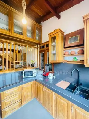 WELIGAMA : 8-AC-BR (49P) BRAND NEW LUXURY HOTEL FOR RENT