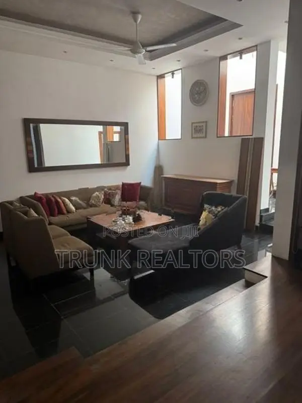 Colombo 03 04BR House For Rent (NK107746)