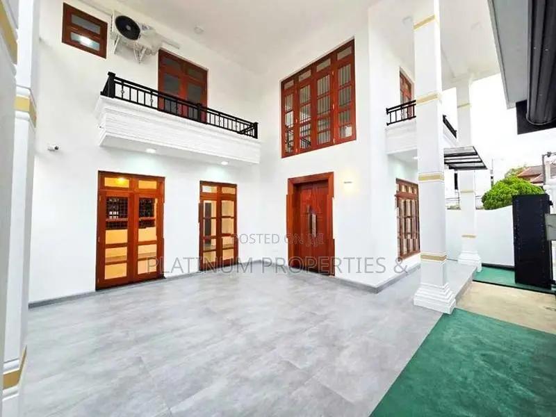 Brand New Super Luxury 3-Storey House for Sale in Boralesgamuwa