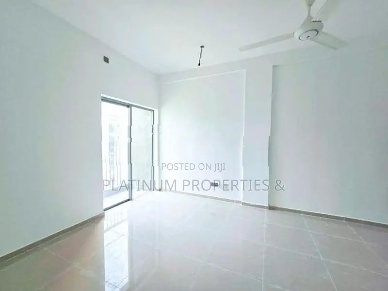 B/New Luxury 3BR Apartment For Sale In Cressida Apartments Athurugiriy
