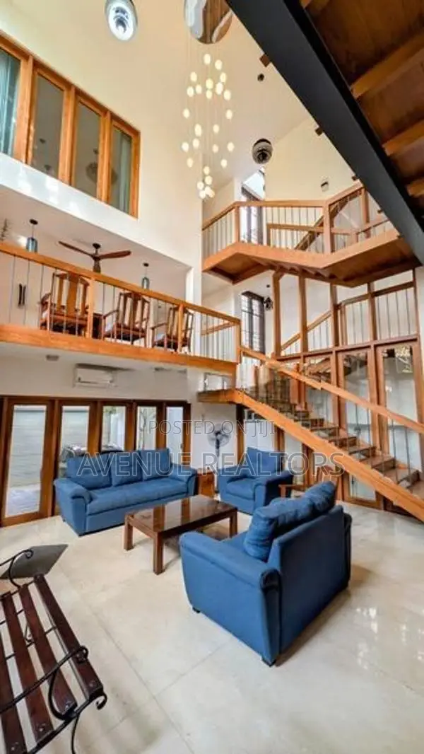 6BR Architect-Designed House for Rent in Borella (HS4767)