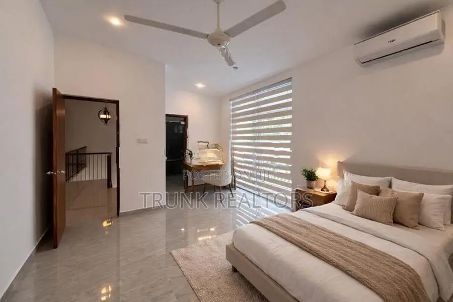 Pelawatte 04BR Brand New House For Sale (NK107750)