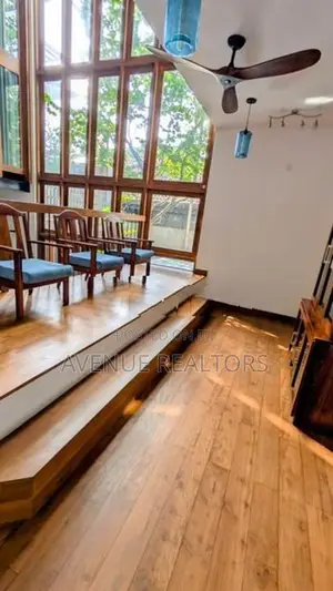 6BR Architect-Designed House for Rent in Borella (HS4767)