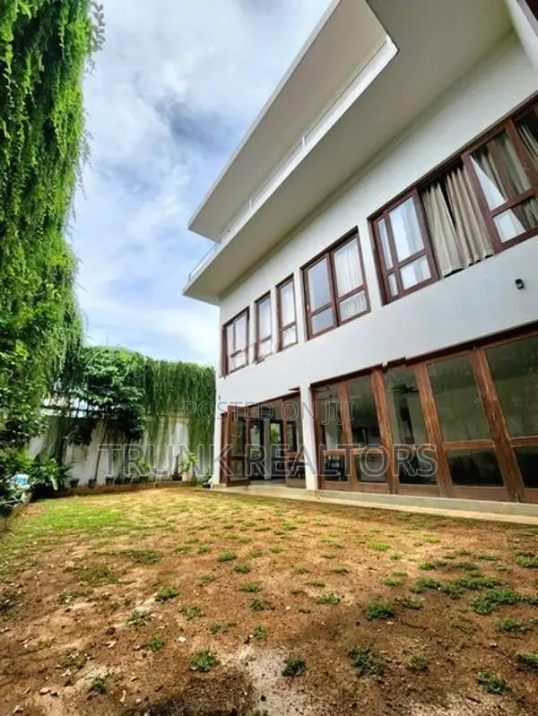 Cinnamon Gardens 06BR Luxury House For Sale Colombo 7 (NK107748)