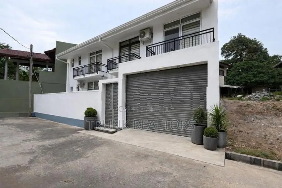 Pelawatte 04BR Brand New House For Sale (NK107750)