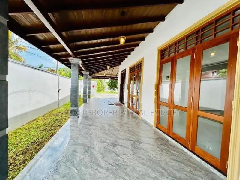 HAS-218 Modern Luxury House For Sale In Piliyandala Kesbewa