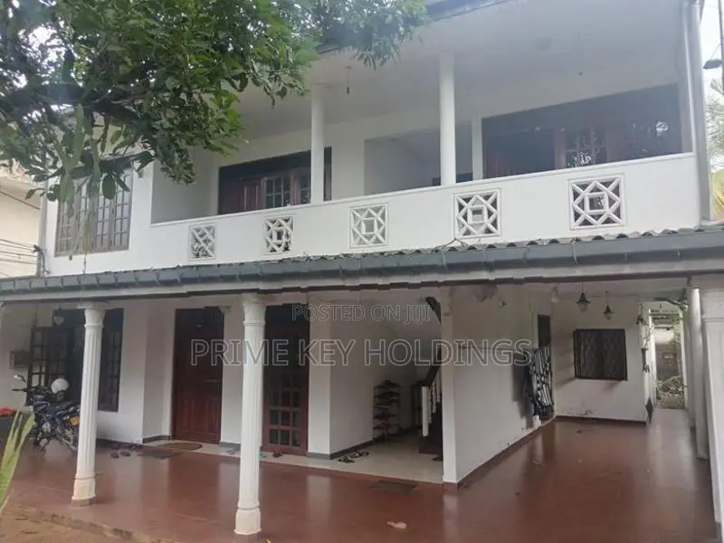 House for Sale in Maharagama [#hs2015]