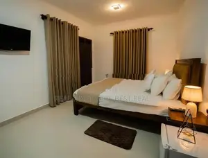 COLOMBO 08 : 5-AC-BR (4000 SQFT) FULLY FURNISHED LUXURY HOTEL FOR RENT