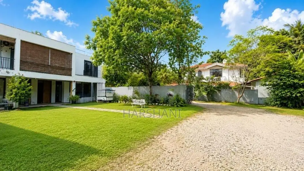 Spacious House/ Garden for Long-Term Rent Close to Battaramulla