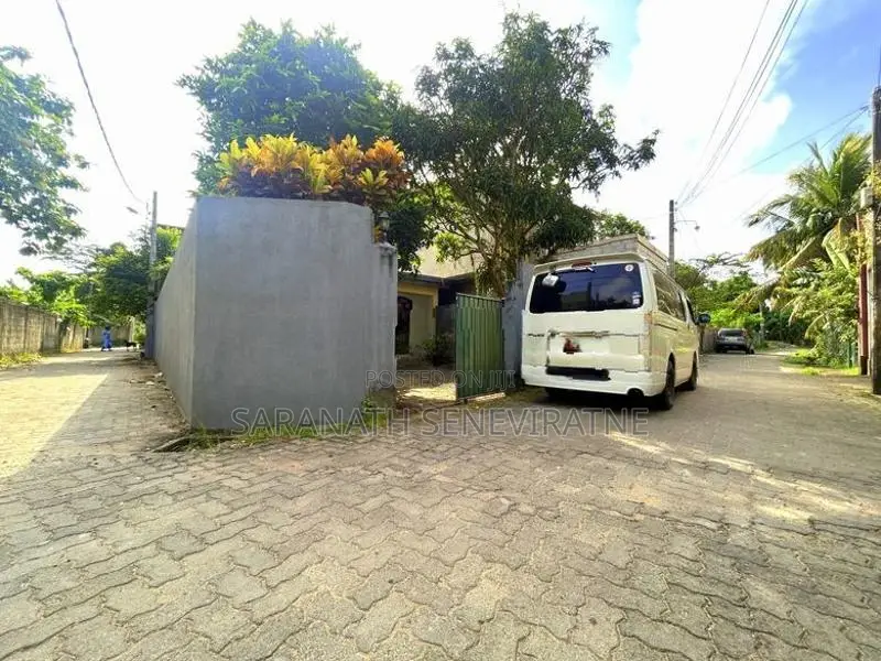 House for Sale in Dehiwala Attidiya