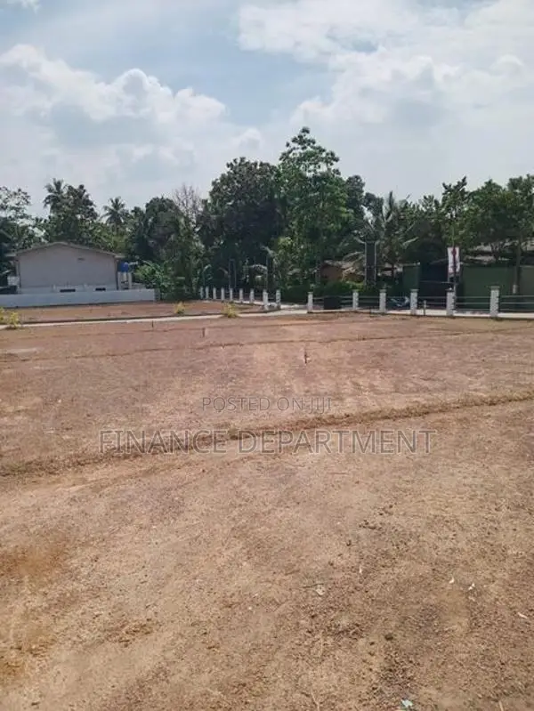 Highly Residential land for sale in Minuwangoda Road Ekala 5 Bus RD