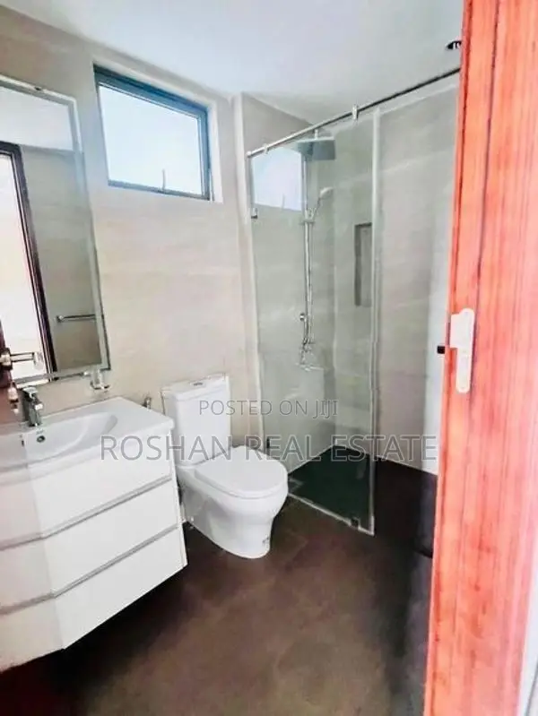 BRAND NEW FULLY FURNISHED TRI-ZEN APARTMENT FOR RENT FA2713