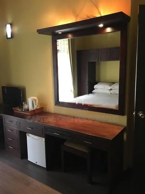 Luxury House For Rent In A Battaramulla - 1902u