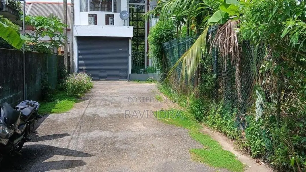 Land for Sale in Neelammahara Road Kohlakotuwa Maharagama