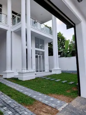 B/New Super Luxury Modern 3-Story House For Sale In Pannipitiya