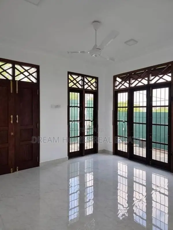 Modern Three Storey Luxury House for Sale in Godagama, Homagama