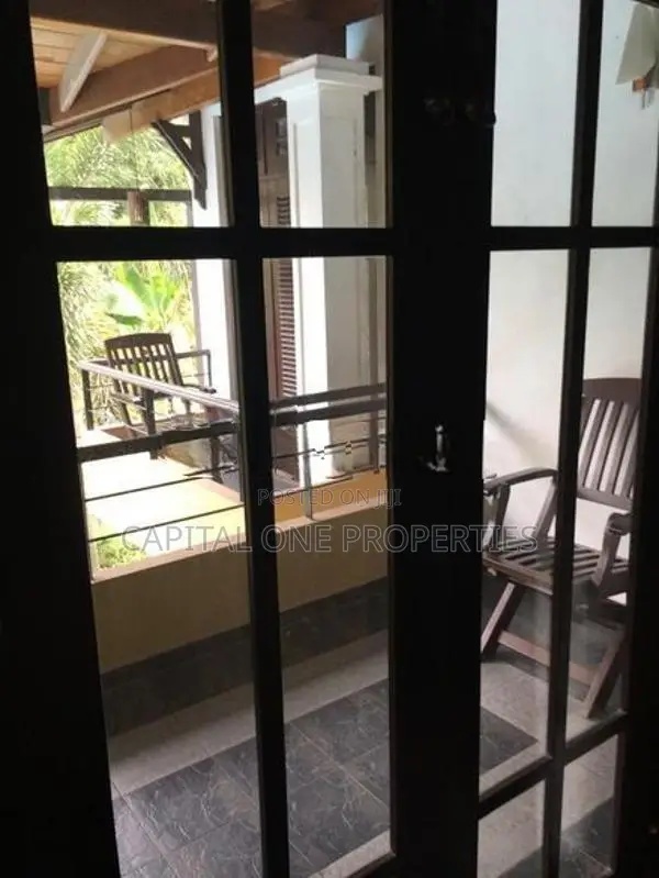 Luxury House For Rent In A Battaramulla - 1902u