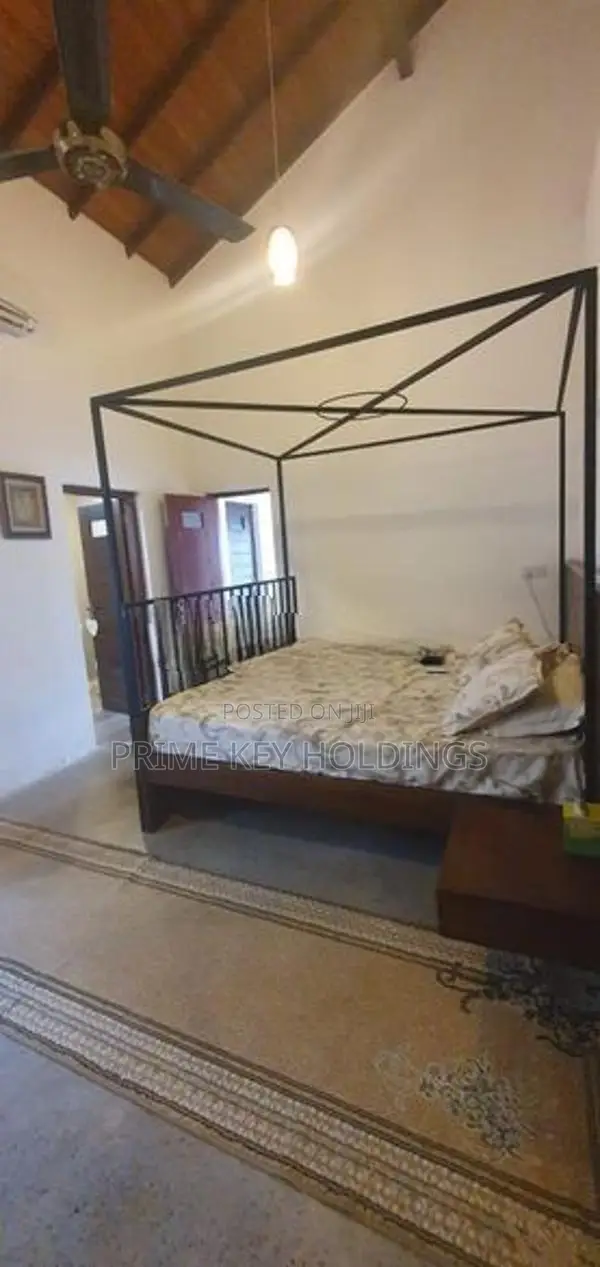 Bungalow for Long Term Rent in Mount Lavinia (#hr2003)