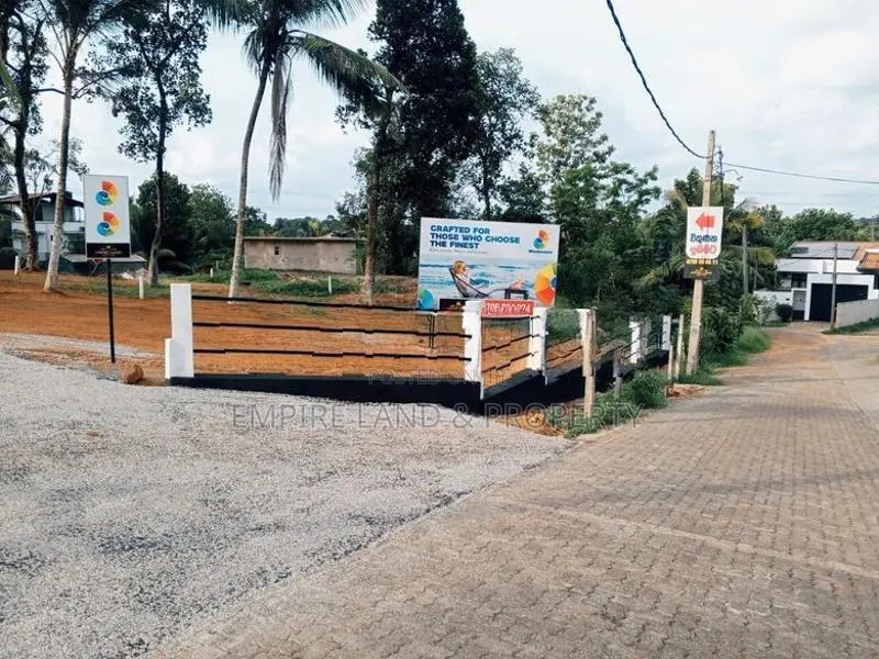 Exclusive Land Plots in Malabe Road, Thunadahena