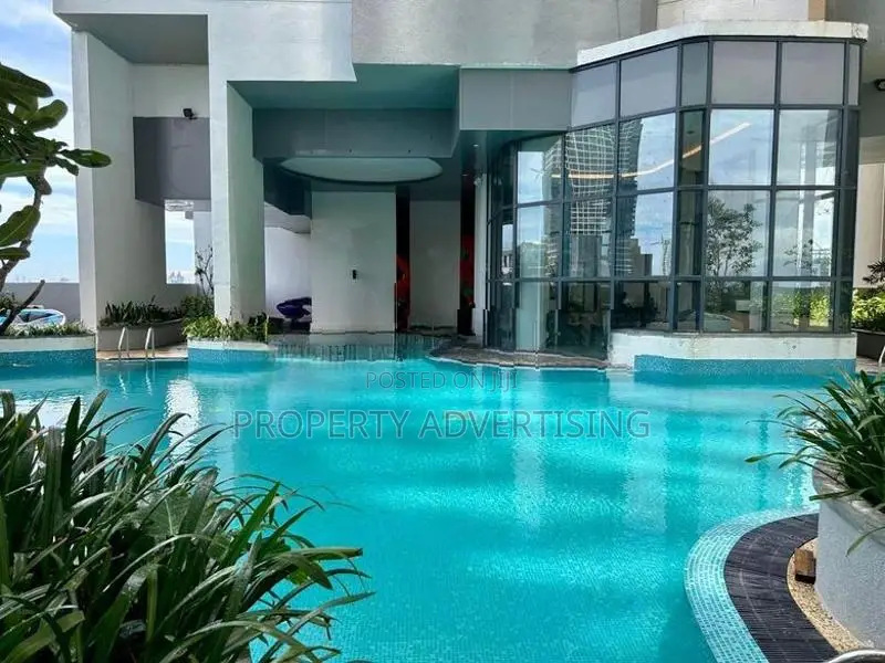 Pelawatta Newly Build Fully Furnished 3 Storey House for Sale