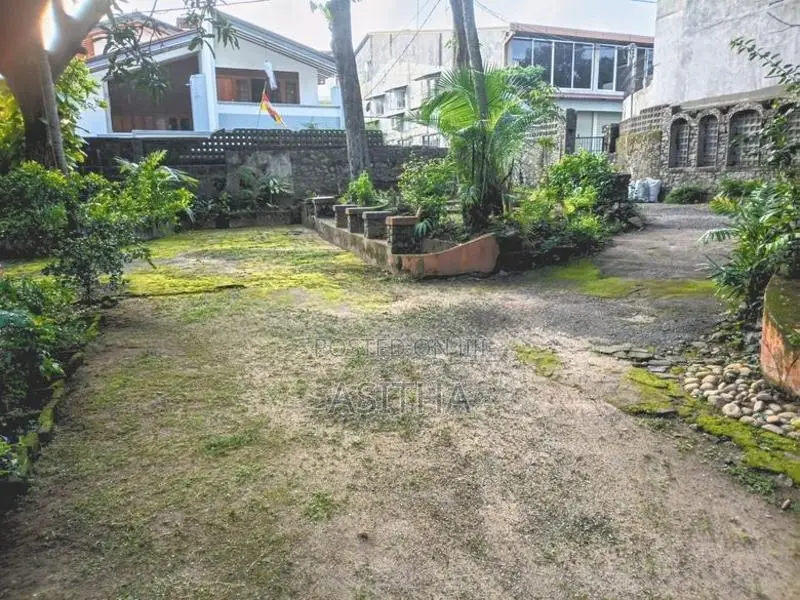 7 Perch Square Land for Sale in Nugegoda