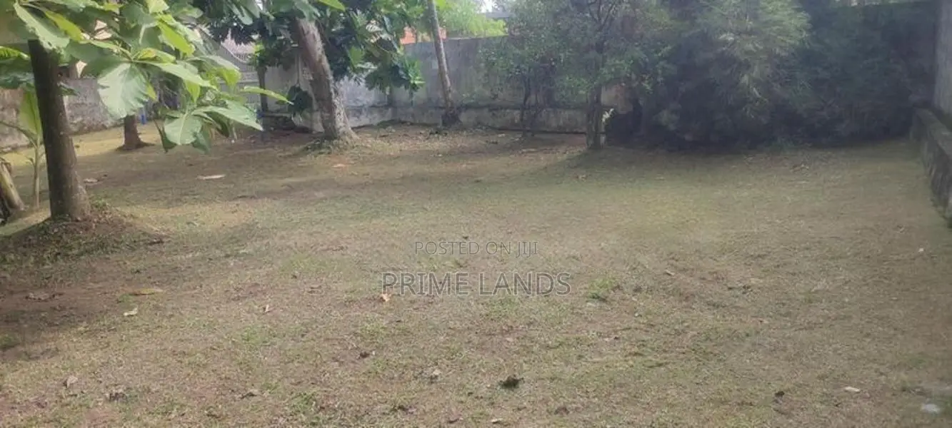Residential Land for Sale in Thalahena