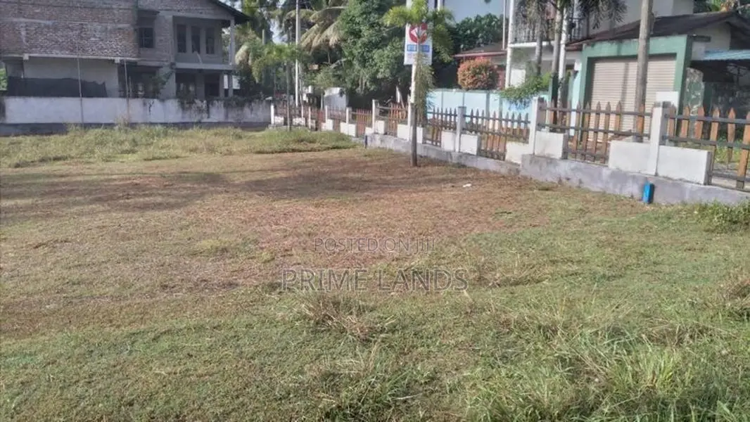 Residential Land for Sale in Athurugiriya