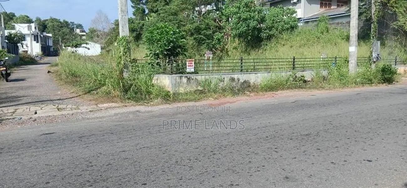 Piliyandala Residential Land for Sale in Madapatha Bus Road