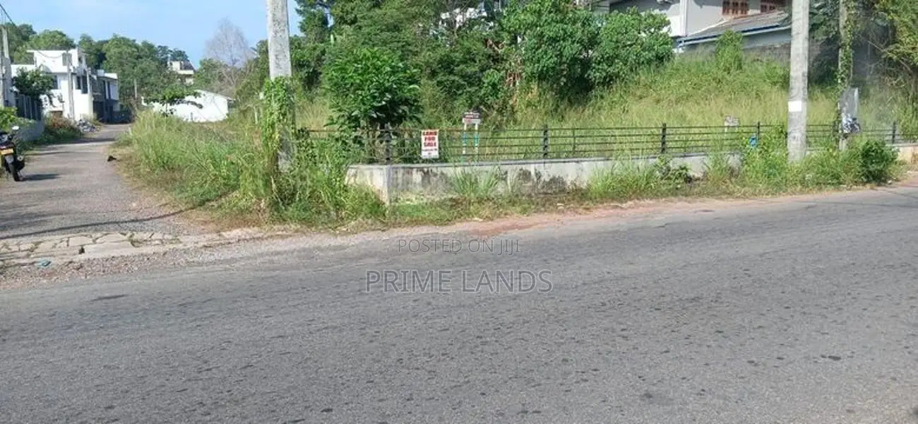 Piliyandala Residential Land for Sale in Madapatha Bus Road