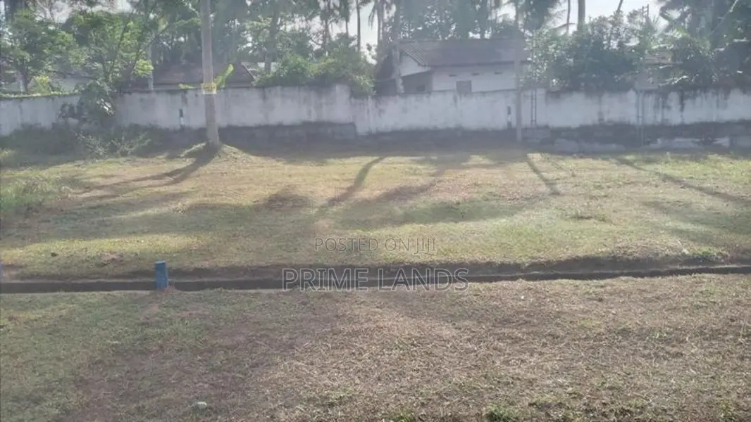 Residential Land for Sale in Athurugiriya