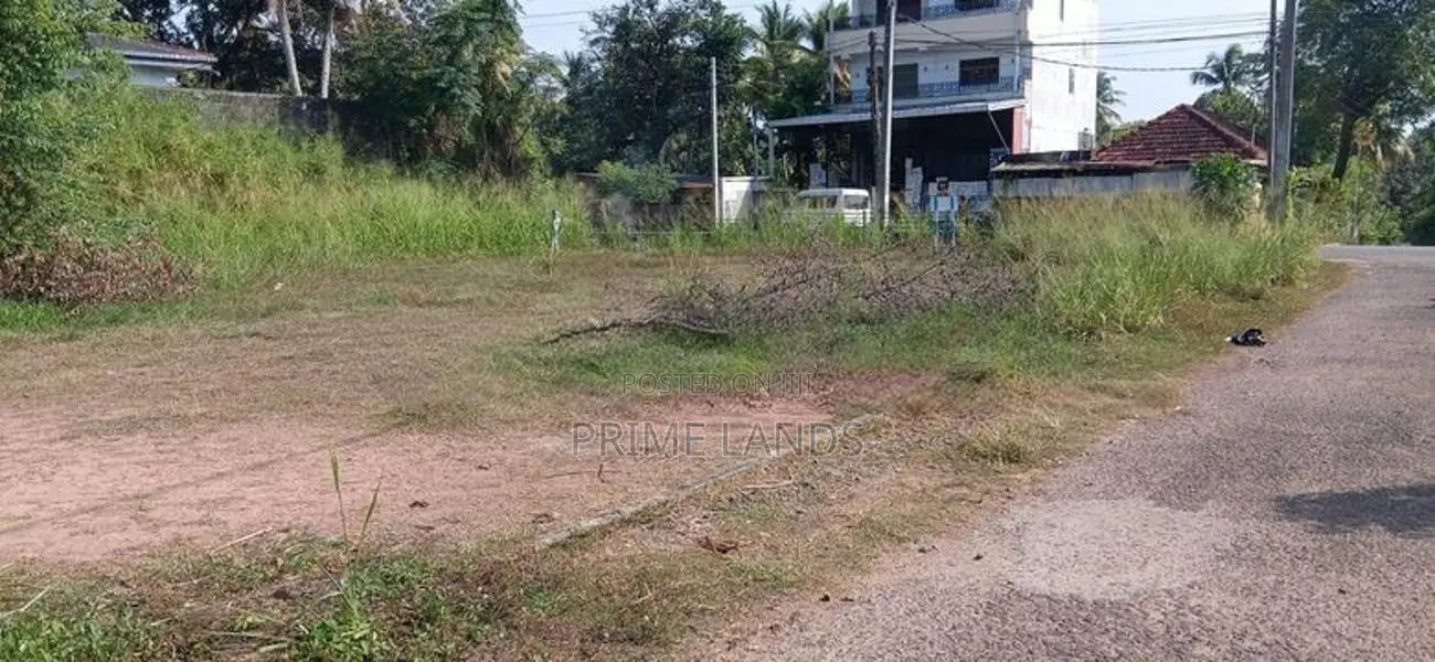 Piliyandala Residential Land for Sale in Madapatha Bus Road
