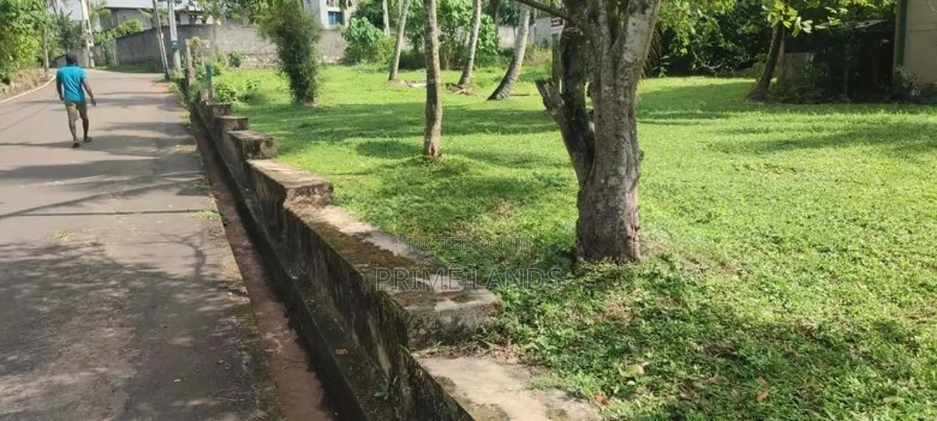 Residential Land for Sale in Malabe