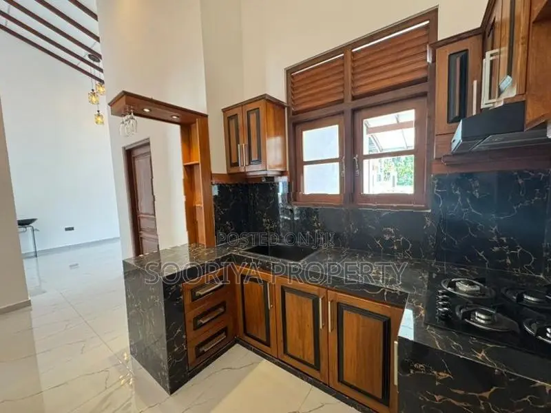 Gated Community Brand New House for Sale in Piliyandala