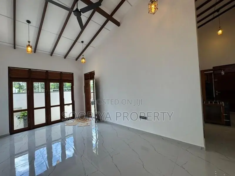 Gated Community Brand New House for Sale in Piliyandala