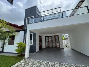 Super Luxury Brand New House for Sale in Piliyandala