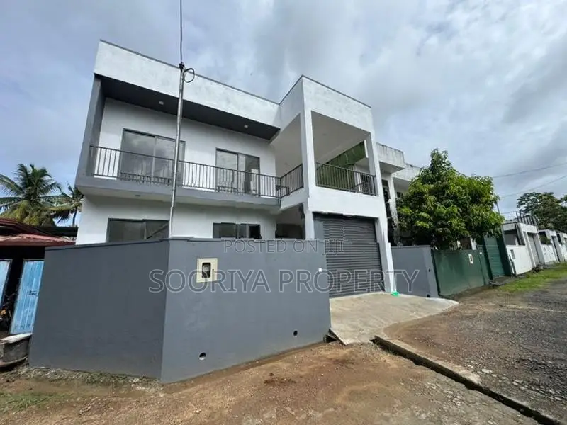 Brand New 2 Storey Luxury House for Sale in Piliyandala