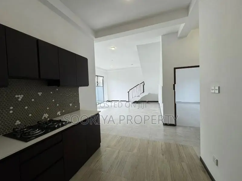 Brand New 2 Storey Luxury House for Sale in Piliyandala